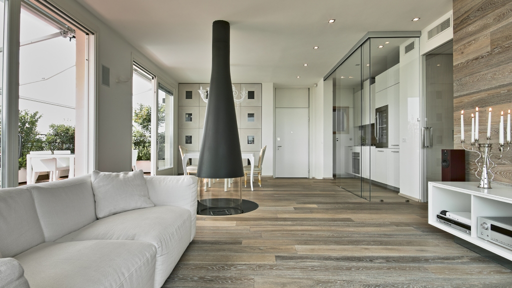 Transform Your Floors with Stylish Luxury Vinyl in Houston, TX